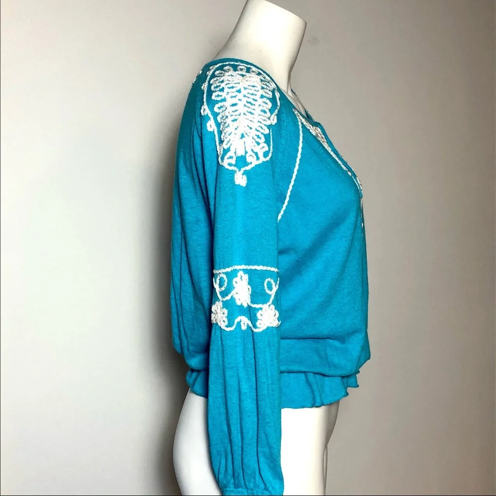 ⭐️ Cache Stunning Bright Turquoise top Small